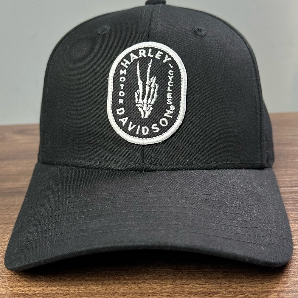 New and Unworn Black Harley-Davidson Embroidered Fitted Cap